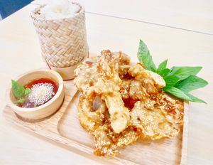Angel chicken deep fried at Bai Plu House in Bangkok