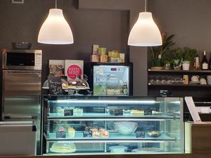 Vente sur place et à emporter  at L'Effet Vert in La Grande-motte