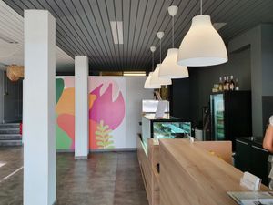 Accueil des personnes à mobilité réduite  at L'Effet Vert in La Grande-motte