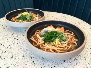 Nouilles maison udon, tofu, nori & légumes, dashi gingembre at Umami Ramen & Izakaya in Montreal