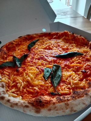  at Pizza Oscar in Vienna