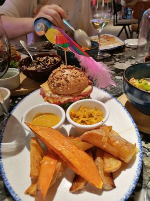 Veggie burger at Hors Categorie in Girona