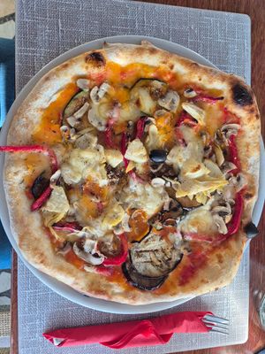 Pizza Vegetarijana at Bistro Bukarica in Krk