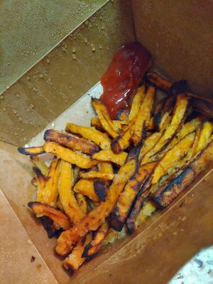 Sweet potato fries at Energy Fuel in Bellmore