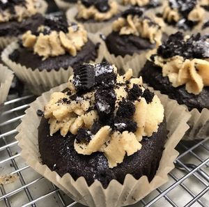 Gluten free chocolate cookies and peanut butter cupcake at Lazy Daisy  in Temecula