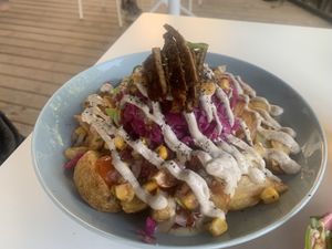 Loded potatoes with tempeh at RoseHip Bistro - Pylimo in Vilnius