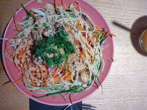 Asian salad at RoseHip Bistro - Pylimo in Vilnius