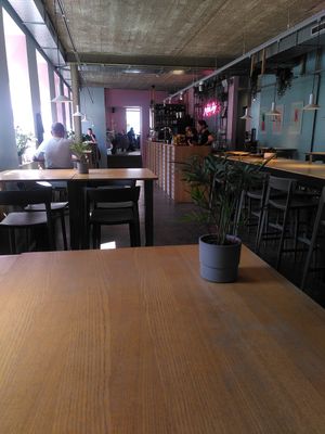 Intérieur sobre et efficace at RoseHip Bistro - Pylimo in Vilnius