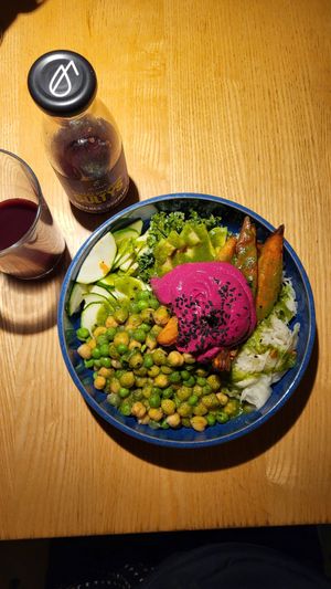 Pink hummus bowl at RoseHip Bistro - Pylimo in Vilnius