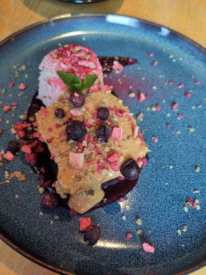 Delicious brownie with ice cream at RoseHip Bistro - Pylimo in Vilnius