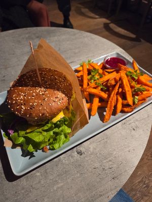 Barbecue burger with sweet potato fries at RoseHip Bistro - Pylimo in Vilnius