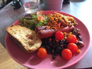 English breakfast at RoseHip Bistro - Pylimo in Vilnius