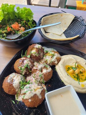 Menu, 13,5€ - no drink included at Lebanese Corner in Lisbon