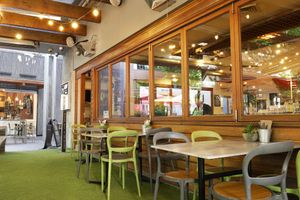  at Henry and The Fox in Melbourne