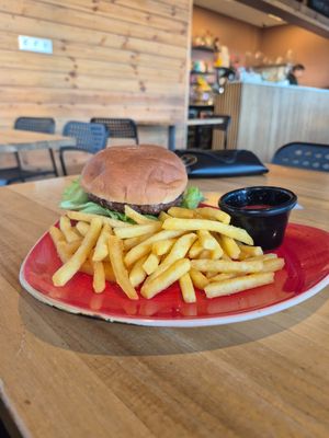 Vegan Burger at Stapinn in Arnarstapi