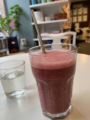 Smoothie  at Eko-Logiskt konceptcafé in Falkenberg