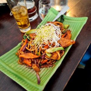Wok Uno Noodles (with added Tofu). at Soya in Bergen