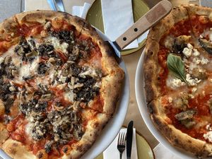 Pizza at Flying Saucer Vegan Pizza in Summer Hill