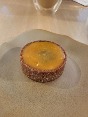 Vegan caramel tart at Little Tree Food 小小樹食 - Xiǎo Xiǎo Shù Shí in Taipei