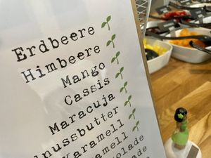 vegan sauces at YOMARO in Krefeld