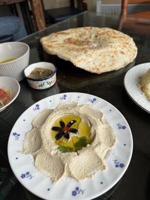 The flatbread was sooo fluffy!2  at Wardah in Jeju