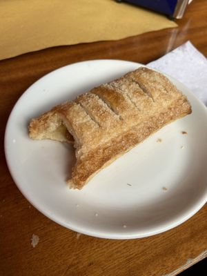 apple turnover at Al Vapore  in Venice