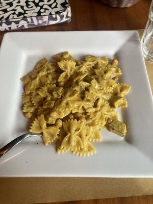 Carbonara lunch plate  at Al Vapore  in Venice