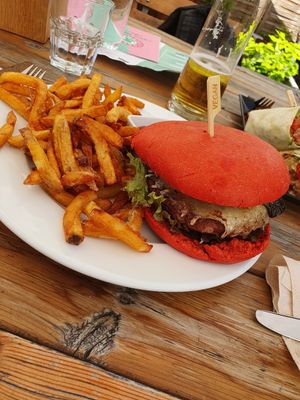 Flamingo burger at Green Flamingo in Innsbruck