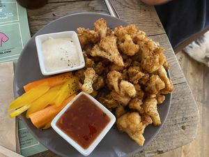 Cauliflower Wings 😍 at Green Flamingo in Innsbruck