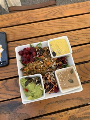 Buddy Bowl  at Green Flamingo in Innsbruck