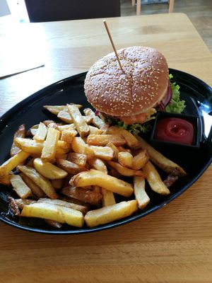 Oklahoma Burger at Green Flamingo in Innsbruck