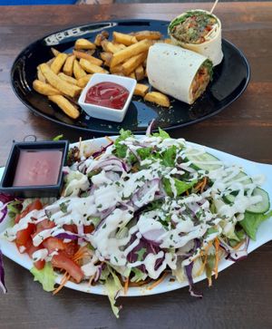 Mains at Green Flamingo in Innsbruck