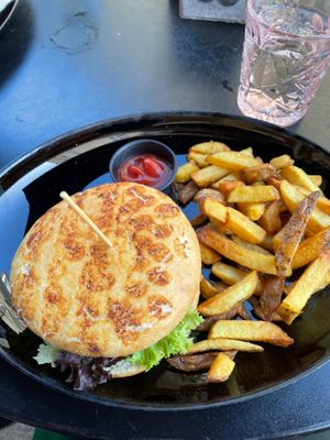  at Green Flamingo in Innsbruck