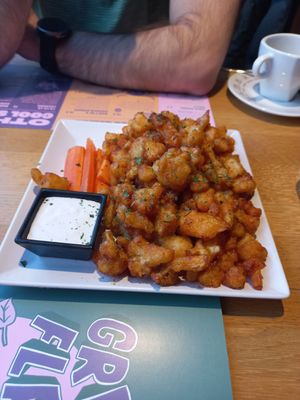Cauliflower wing at Green Flamingo in Innsbruck