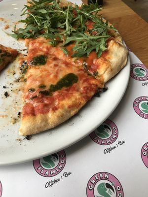 Pizzaaaaa 😊😊 at Green Flamingo in Innsbruck