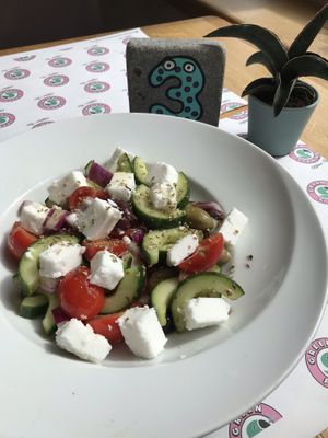 Greek Salad with Violife Feta at Green Flamingo in Innsbruck