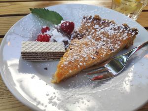 Cheese cake at Green Flamingo in Innsbruck