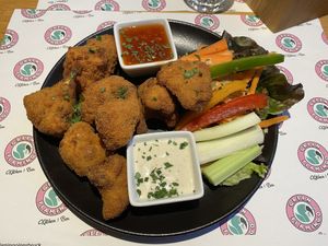 Cauliflower wings at Green Flamingo in Innsbruck