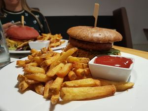 Flamingo Burger und Summer Special  at Green Flamingo in Innsbruck