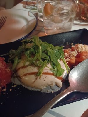 Burrata at VEGA - Alamo in Madrid