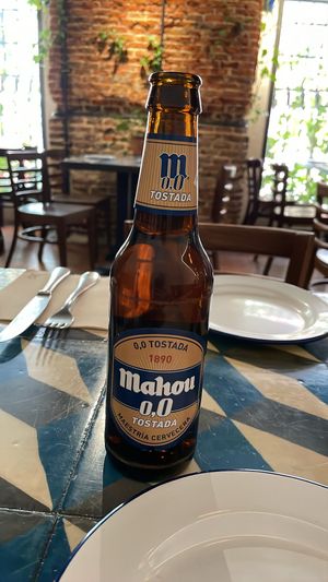 Mahou sin  at VEGA - Alamo in Madrid