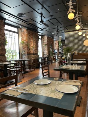 Adentro  at VEGA - Alamo in Madrid