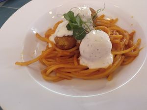 Daily menu / Main course / Tofu meatballs at VEGA - Alamo in Madrid