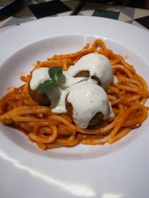 albondigas at VEGA - Alamo in Madrid