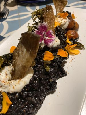 BLACK seaweed risotto at VEGA - Alamo in Madrid