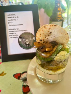 Ankinára - Manitária - Kolokythi - Pita - Taramoo Salata at Gewoon.Anders in Ghent