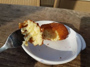 vegan cheeze croquettes at Gewoon.Anders in Ghent