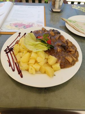 Mushrooms with potatoes (Spanyol gombaragu...) at Walzer Etterem es Panzio in Velence