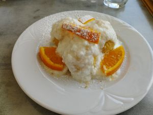  at Walzer Etterem es Panzio in Velence