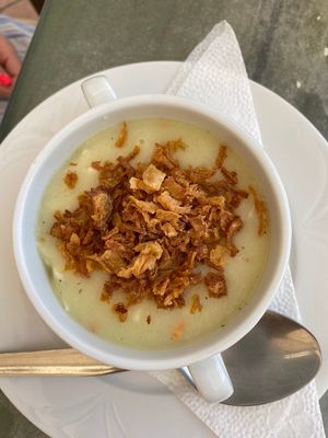 Garlic soup with onion crisps at Walzer Etterem es Panzio in Velence